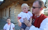 Poświęcenie odbudowanego po pożarze kościoła na Stecówce