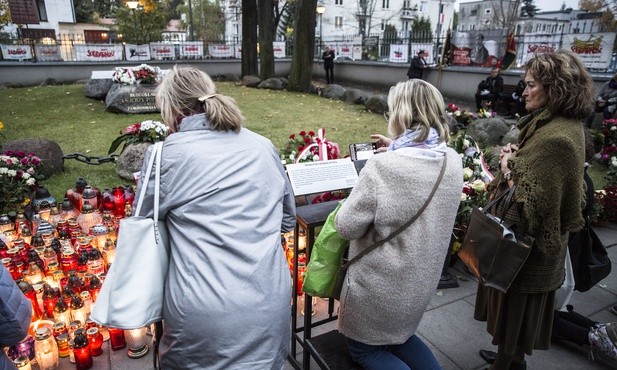 Przy grobie bł. ks. Jerzego nabieramy wiary i odwagi