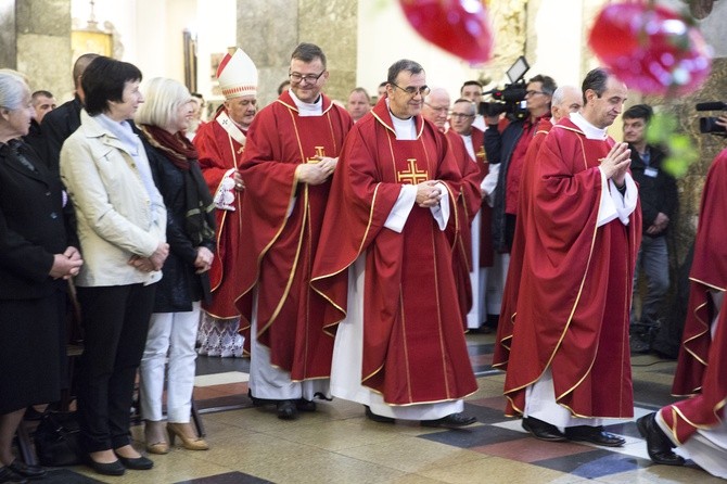 Nie daj się zwyciężyć złu. Uroczystości w rocznicę męczeństwa ks. Jerzego Popiełuszki