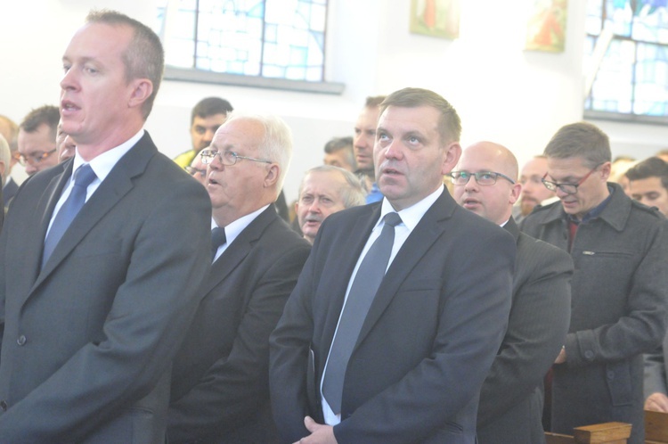 Uroczyście w Pawęzowie 