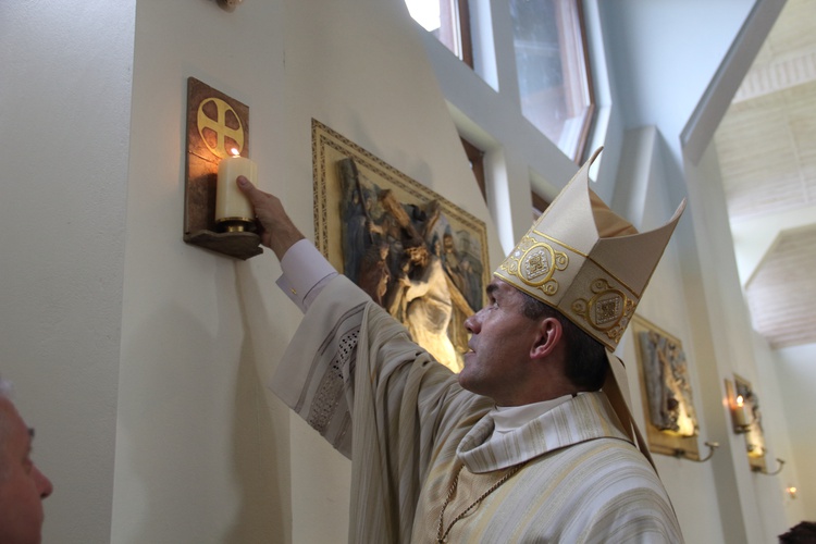 Konsekracja kościoła pw. Miłosierdzia Bożego w Żukowie.