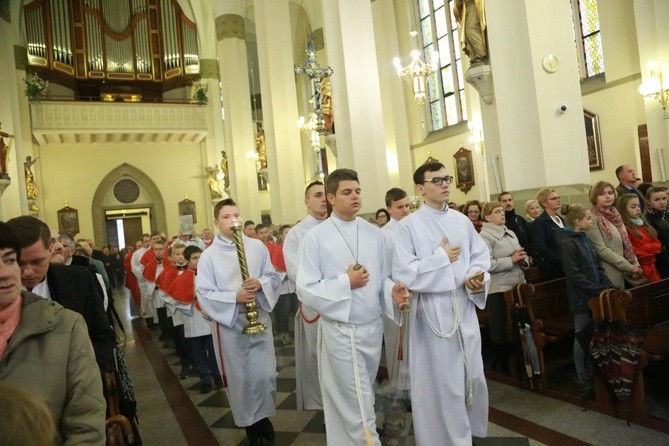 Relikwie bł. ks. Popiełuszki w  Grybowie