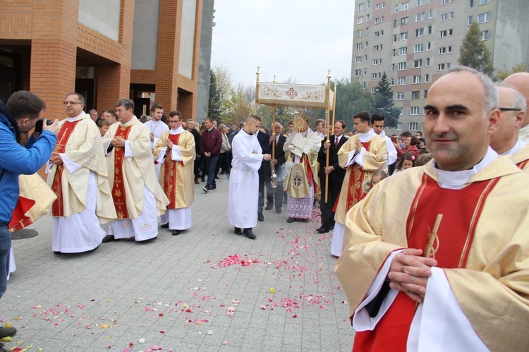 Poświęcenie kościoła św. Jana Pawła II w Nowym Sączu