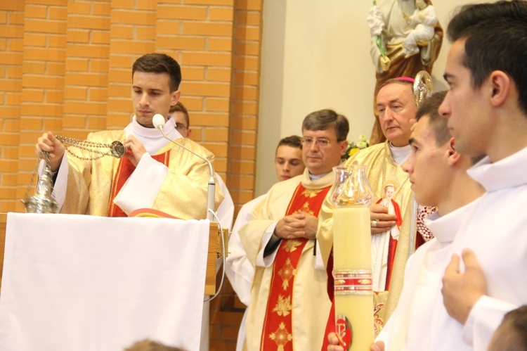 Poświęcenie kościoła św. Jana Pawła II w Nowym Sączu