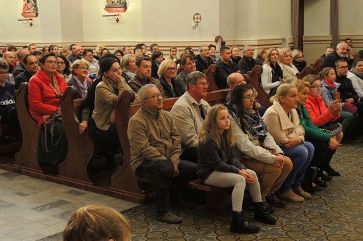 Ks. Piotr Pawlukiewicz i "Podróż życia" w Ustroniu