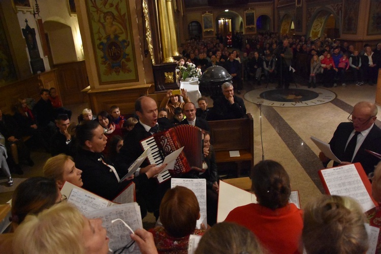 Koncert dziękczynny za pontyfikat Jana Pawła II 