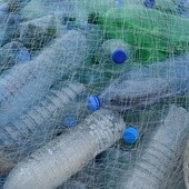 Ludzie na całym świecie zjadają mnóstwo plastiku, nie wiedząc o tym