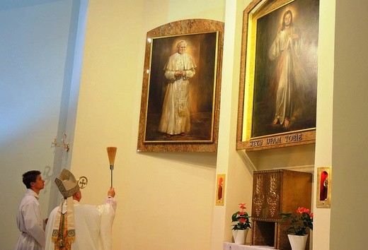 Św. Jan Paweł II w Kaplicy Bożego Miłosierdzia w Aleksandrowicach