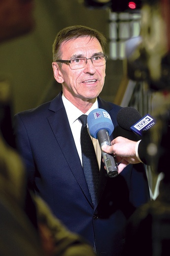 Piotr Grzymowicz otrzymał najwyższe poparcie spośród kandydatów.