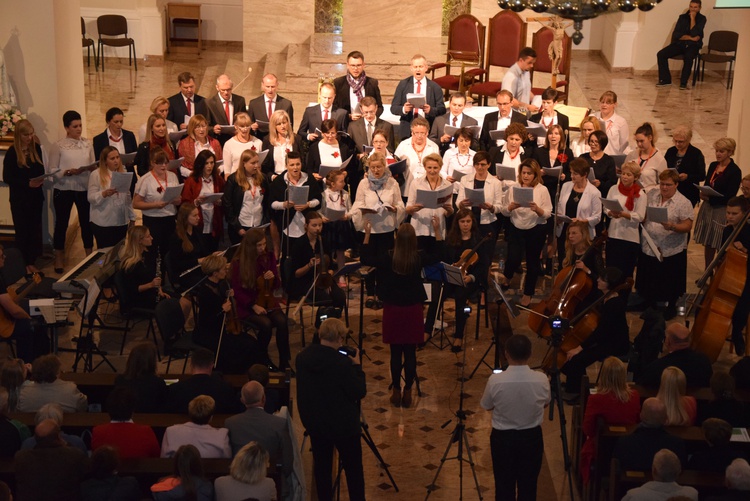 Koncert finałowy warsztatów muzyki liturgicznej w Skierniewicach