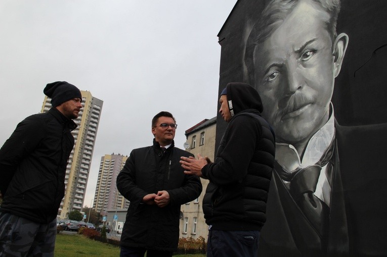 Mural z Korfantym w Katowicach