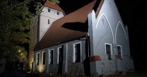Z mroków przeszłości