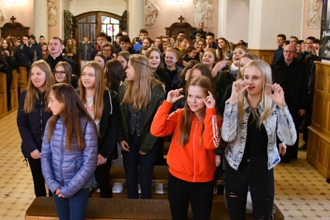 Apel Młodych w Przedborzu