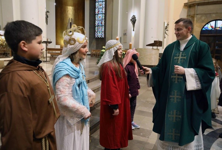 Korowód świętych