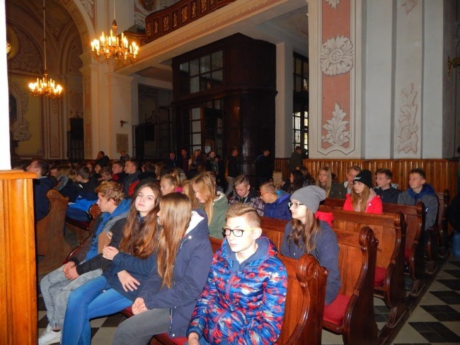 Apel Młodych w Opocznie