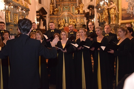 Koncert Finałowy II Ogólnopolskiego Festiwalu Muzyki Chóralnej im. M. Zieleńskiego w Łowiczu