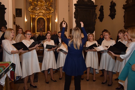Koncert Finałowy II Ogólnopolskiego Festiwalu Muzyki Chóralnej im. M. Zieleńskiego w Łowiczu