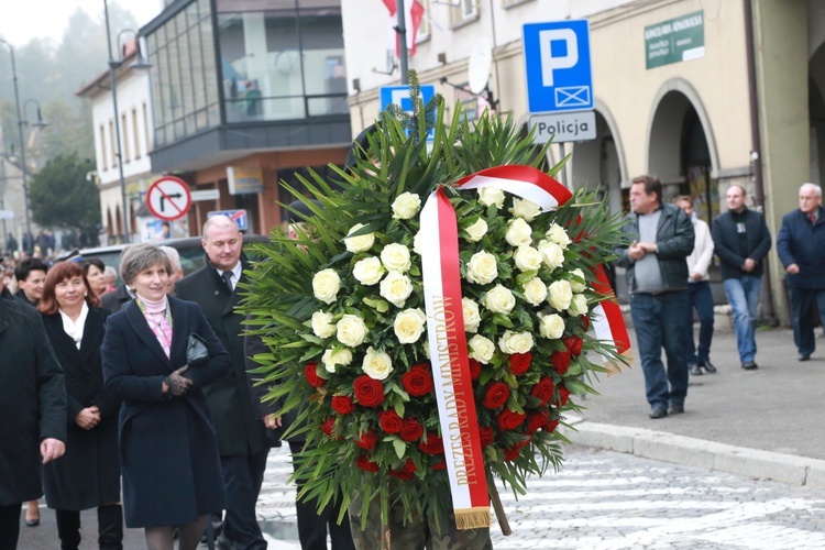 Pomnik Piłsudskiego w Limanowej