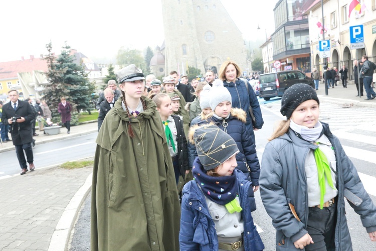 Pomnik Piłsudskiego w Limanowej