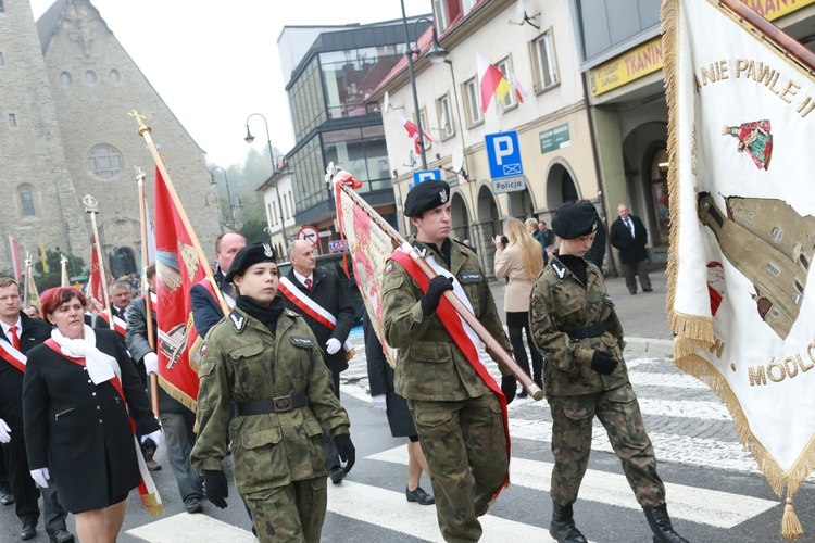 Pomnik Piłsudskiego w Limanowej