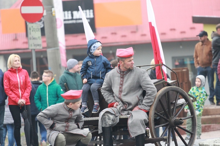 Pomnik Piłsudskiego w Limanowej