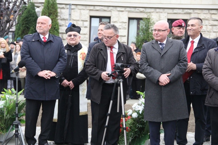 Odsłonięcie pomnika J. Piłsudskiego w Nowym Sączu
