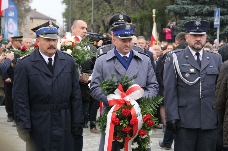 Odsłonięcie pomnika J. Piłsudskiego w Nowym Sączu