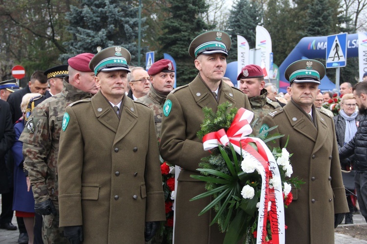 Odsłonięcie pomnika J. Piłsudskiego w Nowym Sączu