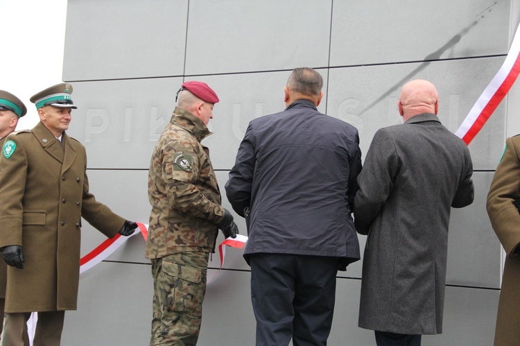 Odsłonięcie pomnika J. Piłsudskiego w Nowym Sączu