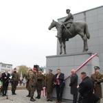 Odsłonięcie pomnika J. Piłsudskiego w Nowym Sączu