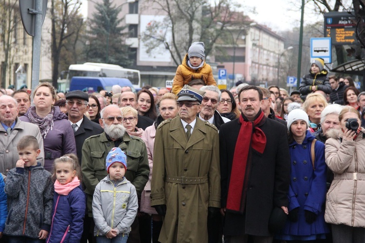 Odsłonięcie pomnika J. Piłsudskiego w Nowym Sączu