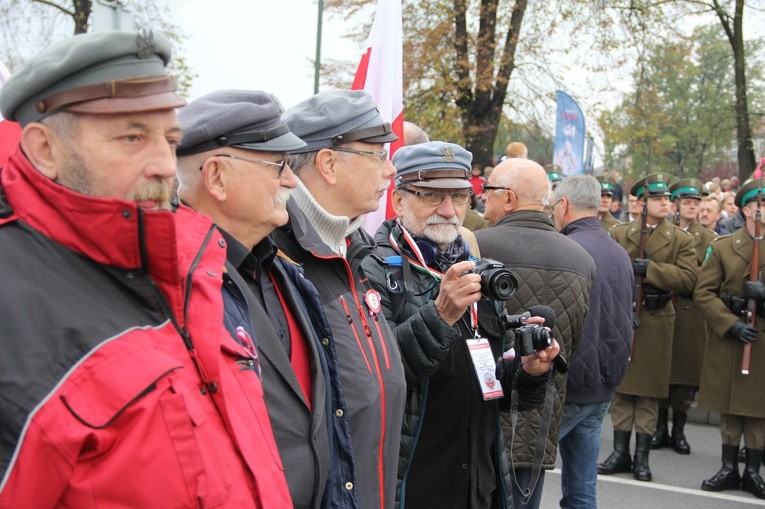 Odsłonięcie pomnika J. Piłsudskiego w Nowym Sączu