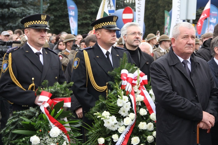 Odsłonięcie pomnika J. Piłsudskiego w Nowym Sączu