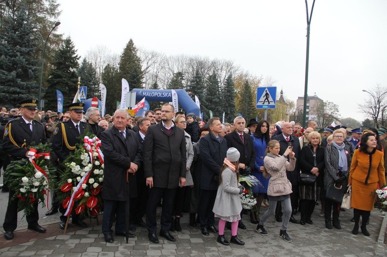 Odsłonięcie pomnika J. Piłsudskiego w Nowym Sączu