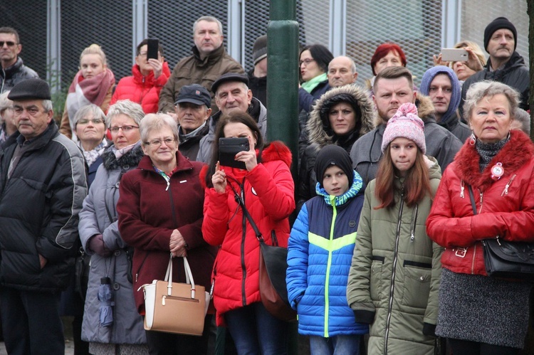 Odsłonięcie pomnika J. Piłsudskiego w Nowym Sączu