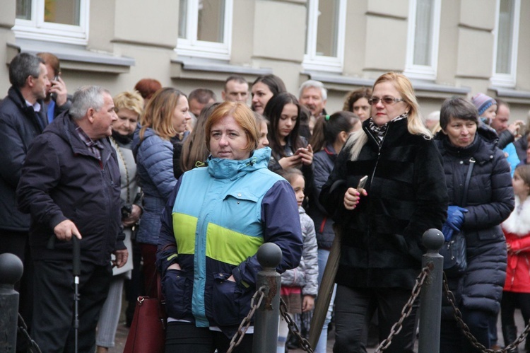 Odsłonięcie pomnika J. Piłsudskiego w Nowym Sączu