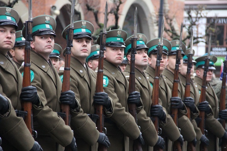 Odsłonięcie pomnika J. Piłsudskiego w Nowym Sączu