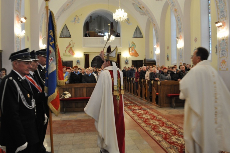 Poświęcenie polichromii w Mokowie