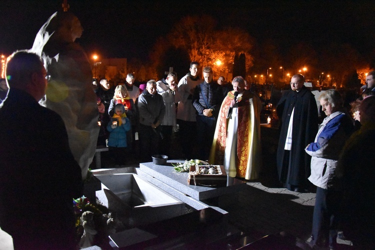 Pochówek dzieci nienarodzonych w Przasnyszu