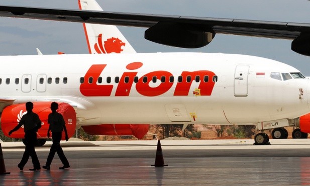 Indonezja: Samolot pasażerski rozbił się po starcie z lotniska w Dżakarcie