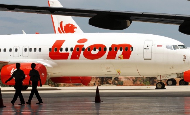 Indonezja: Samolot pasażerski rozbił się po starcie z lotniska w Dżakarcie