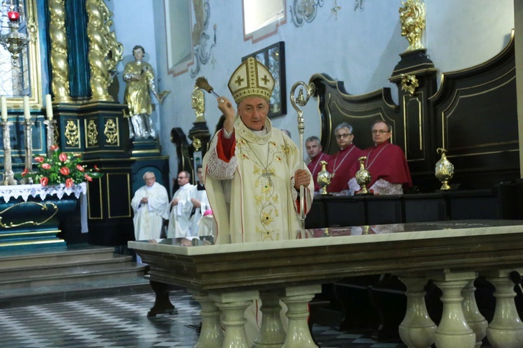 Poświęcenie ołtarza, plebanii i kaplicy