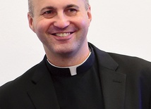 Ks. dr Tadeusz Zadorożny poruszył problematykę osoby religijnej w obliczu decyzji „pro futuro”.