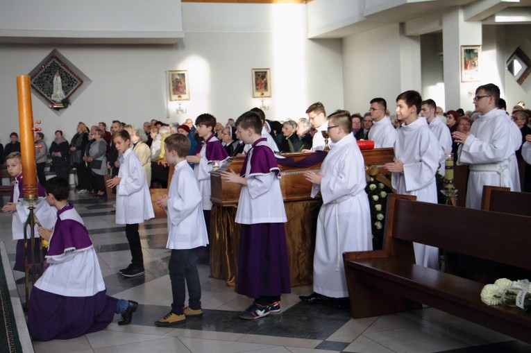 Pogrzeb ks. Wojciecha Łosia - importa
