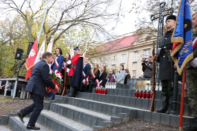 Krzyż straceń odnowiony