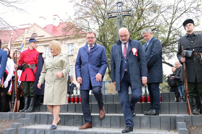 Krzyż straceń odnowiony