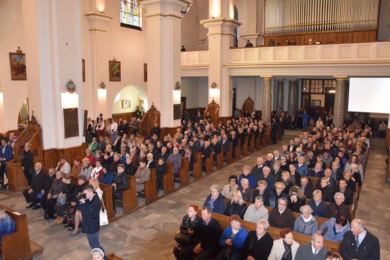 Pogrzeb ks. Wojciecha Łosia w Nowym Targu cz. 1