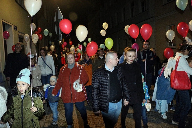 Marsz Wszystkich Świętych w Kątach Wrocławskich 2018