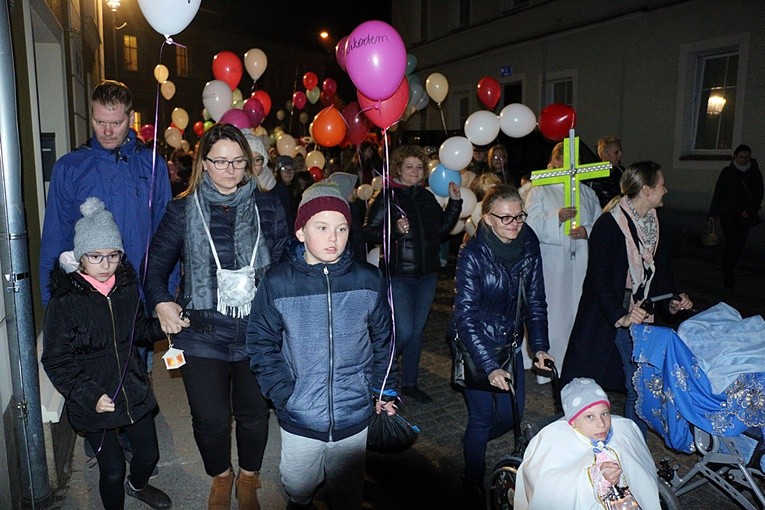 Marsz Wszystkich Świętych w Kątach Wrocławskich 2018