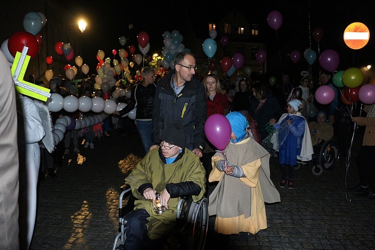 Marsz Wszystkich Świętych w Kątach Wrocławskich 2018